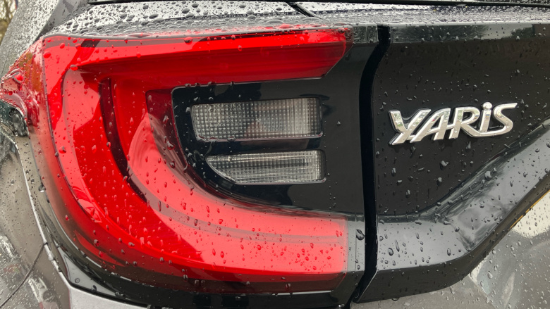 Toyota Yaris 1.5 Hybrid Design 5dr CVT Hybrid Hatchback